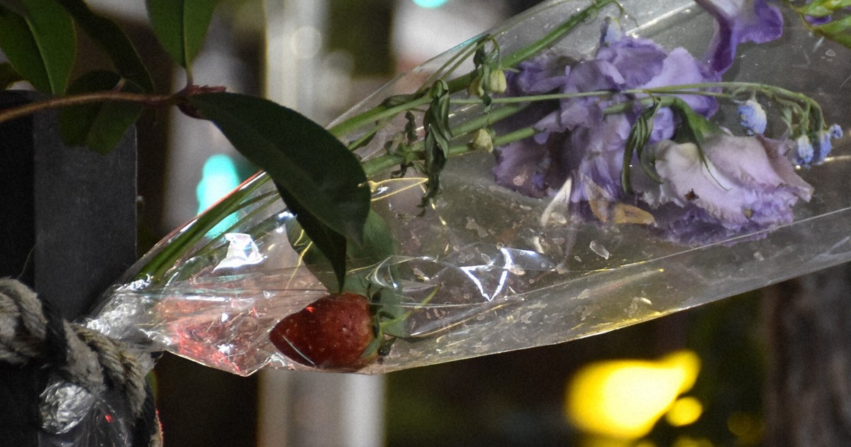 娘亡くす前日「トー横」に現れた父親　500円で薬が売られる街で