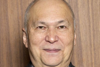 モーリー・ロバートソンさん（共同）