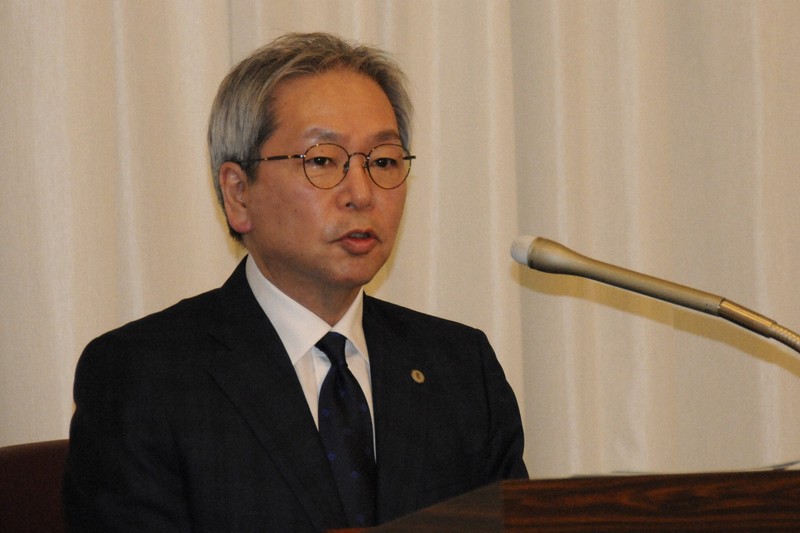 阿多博文氏が最高裁判事に就任　「誠心誠意、努力」