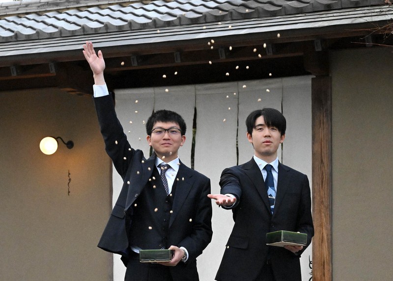 第75期王将戦 第3局の初手は永瀬九段の2六歩 | 毎日新聞