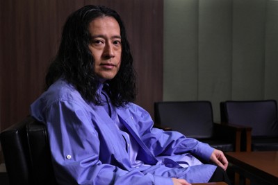 6年ぶりの長編小説「生きとるわ」を刊行した又吉直樹さん＝東京都千代田区で2026年1月20日、小林努撮影
