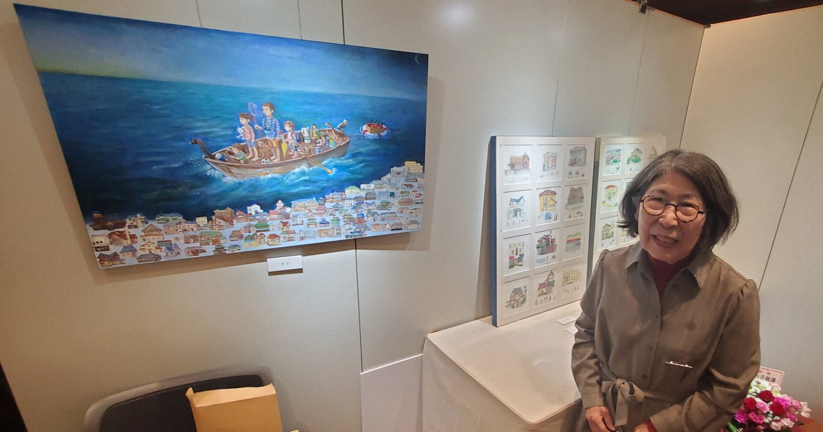 Exhibition by local artist depicts valuable structures in east Japan's Kamakura
