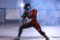 2月15日から放送開始となる「超宇宙刑事ギャバン インフィニティ」。アクション描写に期待が高まる/©テレビ朝日・東映AG・東映