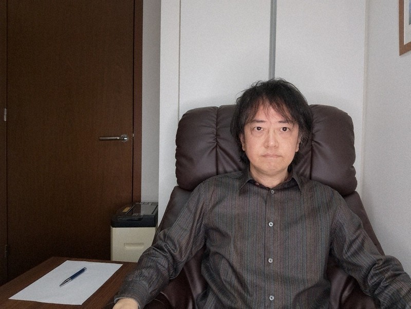 中村文則の書斎のつぶやき：令和最大の無駄遣いは | 毎日新聞