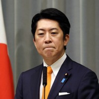 記者会見に臨む佐藤啓官房副長官＝首相官邸で2026年2月5日午前11時46分、幾島健太郎撮影