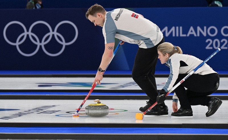 ミラノ・コルティナ冬季五輪 競技始まる カーリング混合ダブルス [写真