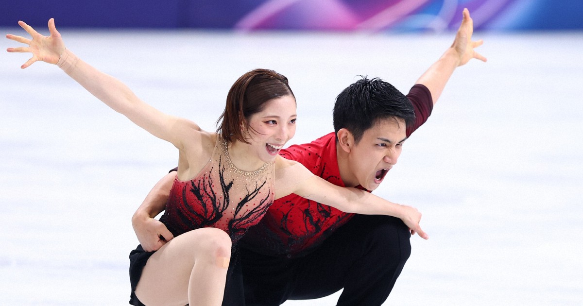 フィギュア団体ペア、りくりゅうはSP1位 ミラノ五輪 | 毎日新聞