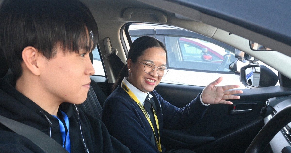 Driving school in Japan's Mie Pref. a foreigner instruction trailblazer using special app