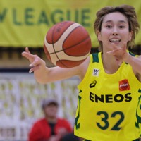 ENEOS宮崎早織 引退セレモニーで涙 バスケットWリーグ [写真特集2/21