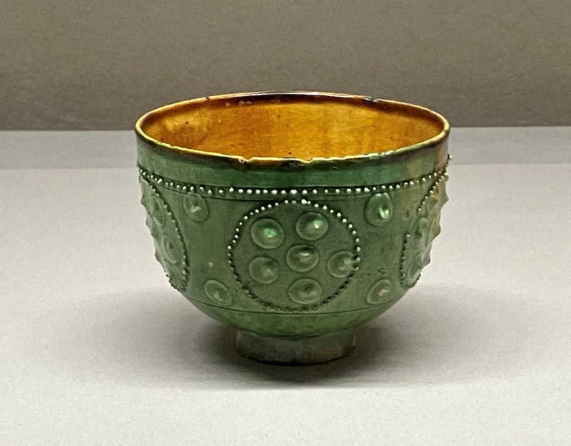 ART：大阪・東洋陶磁美術館でコレクション展 眠れる悠久の器に光