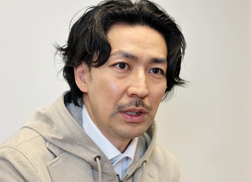 フィギュアスケート選手の表現について語るダンサーのTAKAHIROさん＝東京都千代田区で2026年1月6日、幾島健太郎撮影