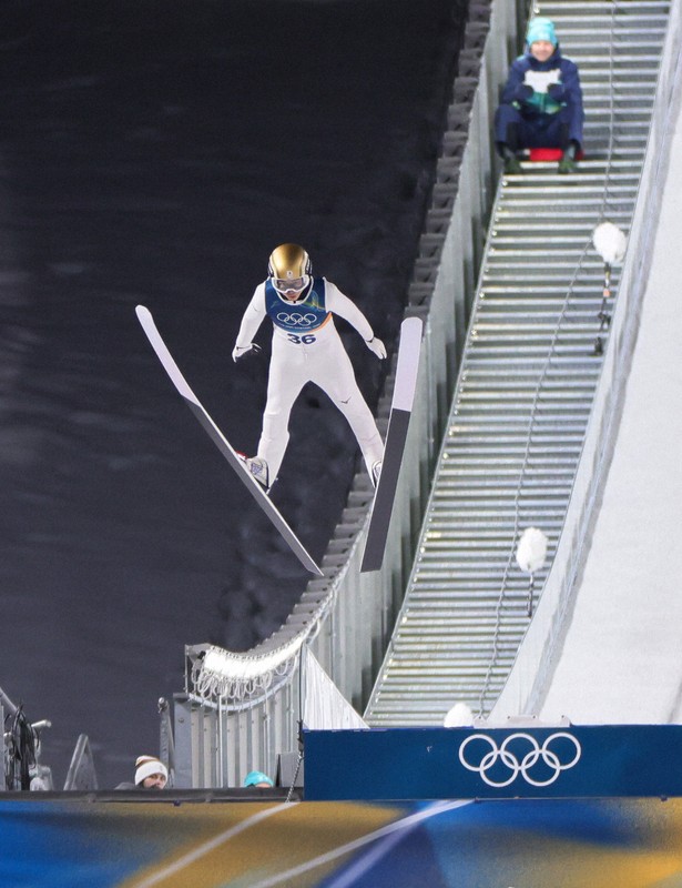 二階堂蓮が銅メダル ミラノ五輪スキージャンプ男子ノーマルヒル [写真