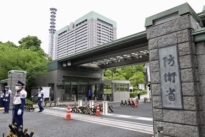 弥縫（びほう）策で何とか「2%」を達成したが……　共同通信