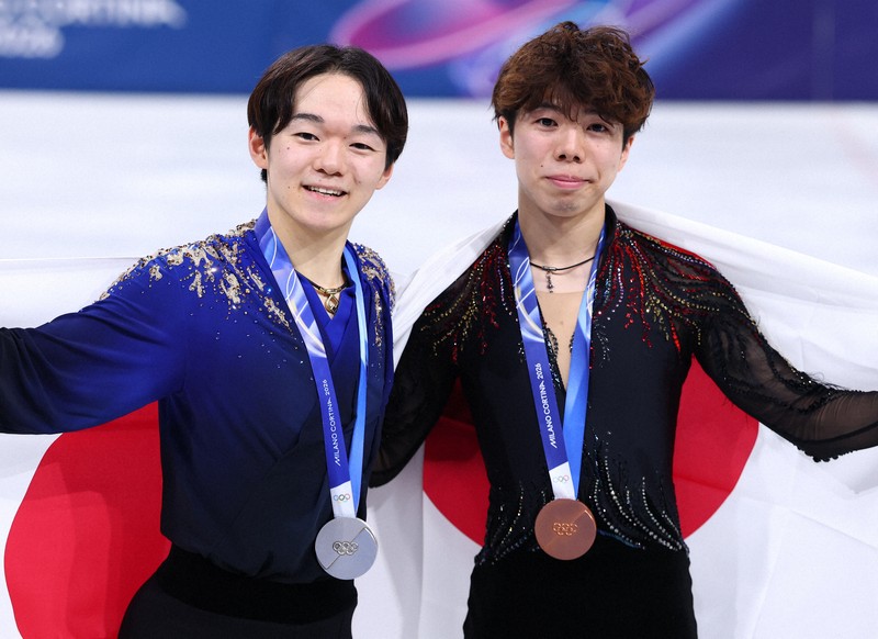 リンクサイド：銀メダルの鍵山優真「全部転んだとしても…」 五輪