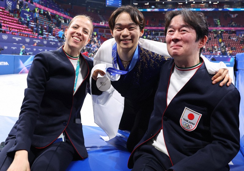 ‘89スポーツアイH元年4月号フィギュアスケート鍵山優真選手の父正和氏 リンクサイド：銀メダル鍵山優真の父・正和コーチ 「世界一努力、喜ん