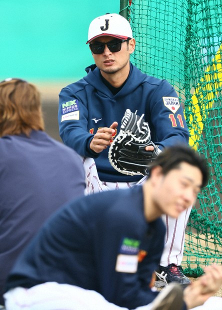 アドバイザーなのに背番号「11」はダルビッシュ 侍ジャパン合宿 | 毎日新聞