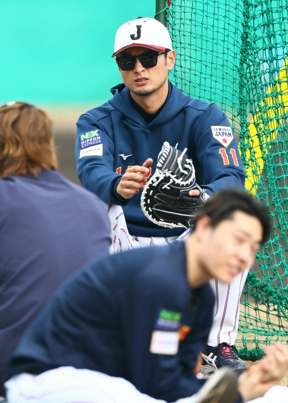 アドバイザーなのに背番号「11」はダルビッシュ 侍ジャパン合宿 | 毎日新聞