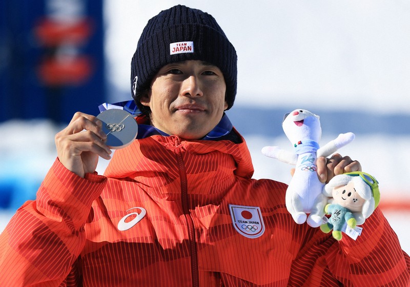 堀島、金メダルへの「想像力湧いた」 男子デュアルモーグル銀メダル