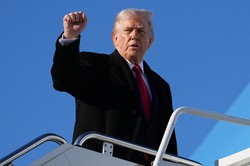 核超大国がその義務や責任を放棄した。写真はトランプ米大統領＝AP