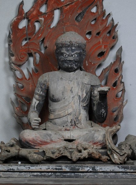 平安時代作の仏像を有形文化財に指定 野間馬は天然記念物に 愛媛
