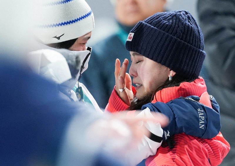 よく頑張ったね」 高梨沙羅を泣かせた伊藤有希の信念 ミラノ五輪