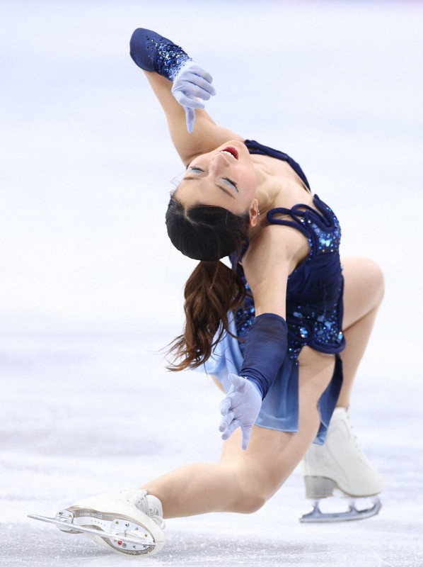 女子SPで2位につけた坂本花織＝ミラノ・アイススケートアリーナで2026年2月17日、猪飼健史撮影
