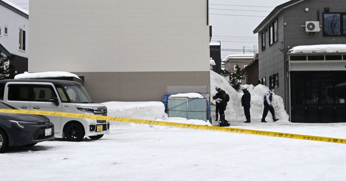 3 men briefly buried under snow in northern Japan, 1 unconscious