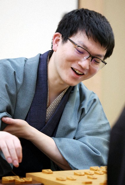 ALSOK杯第75期王将戦：第4局 永瀬快勝、奪取に王手 | 毎日新聞