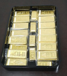 金塊21キロ、大阪市に寄付 5.6億円相当「水道事業に役立てて」 | 毎日新聞