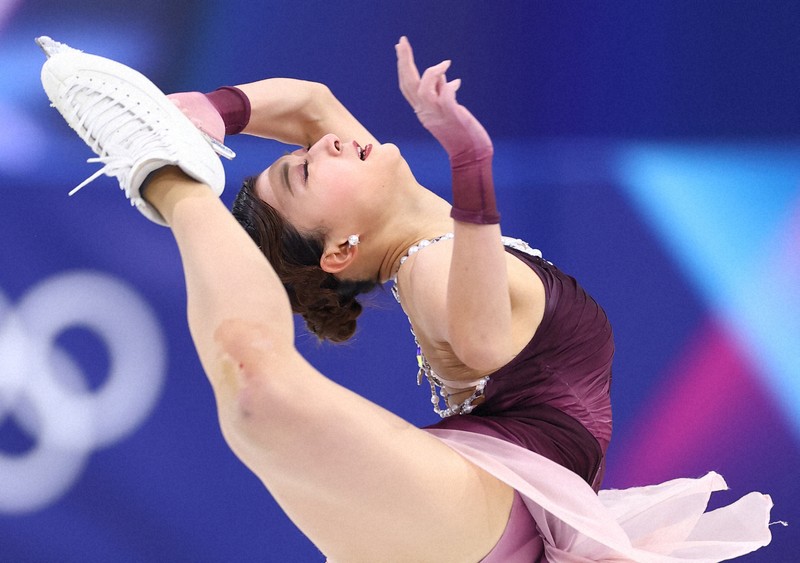 女子フリーで演技する坂本花織＝ミラノ・アイススケートアリーナで2026年2月19日、猪飼健史撮影
