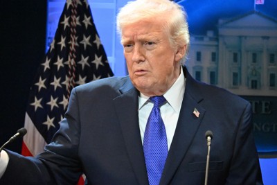 記者会見したトランプ米大統領＝ワシントンのホワイトハウスで2026年2月20日、松井聡撮影