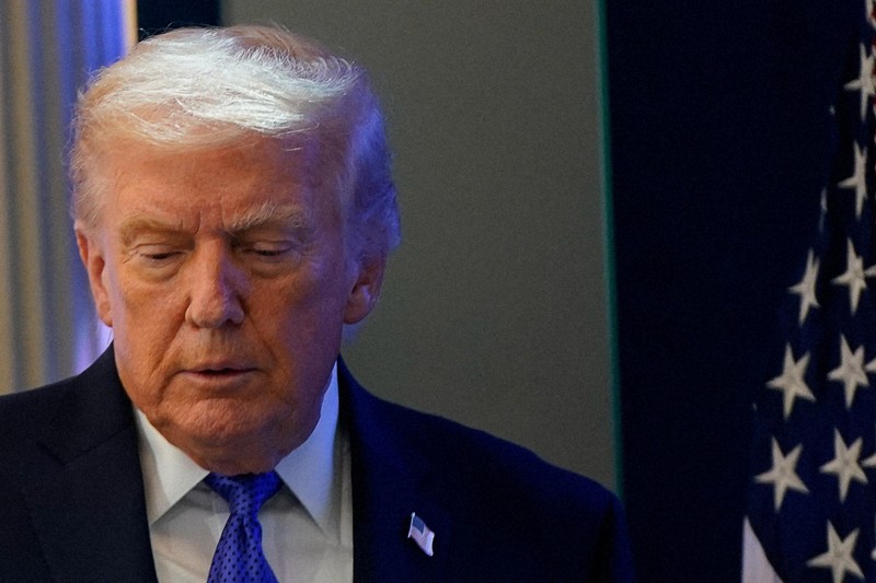 米連邦最高裁判決を受け、記者会見に臨むトランプ大統領＝ホワイトハウスで2026年2月20日、ロイター