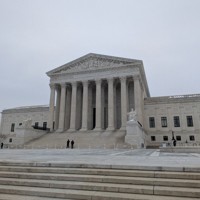 米連邦最高裁判所＝ワシントンで2026年2月6日午後0時13分、浅川大樹撮影