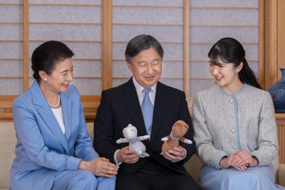 女性天皇「賛成」の広がりと高市首相への注文　毎日新聞世論調査