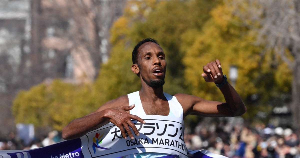 親日家のジブチ出身ランナー、男子の大会新記録　大阪マラソン
