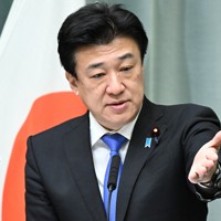 記者会見で質問者を指名する木原稔官房長官＝首相官邸で2026年2月24日午前10時35分、平田明浩撮影