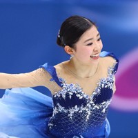 女子フリーで演技する千葉百音＝ミラノ・アイススケートアリーナで2026年2月19日、猪飼健史撮影