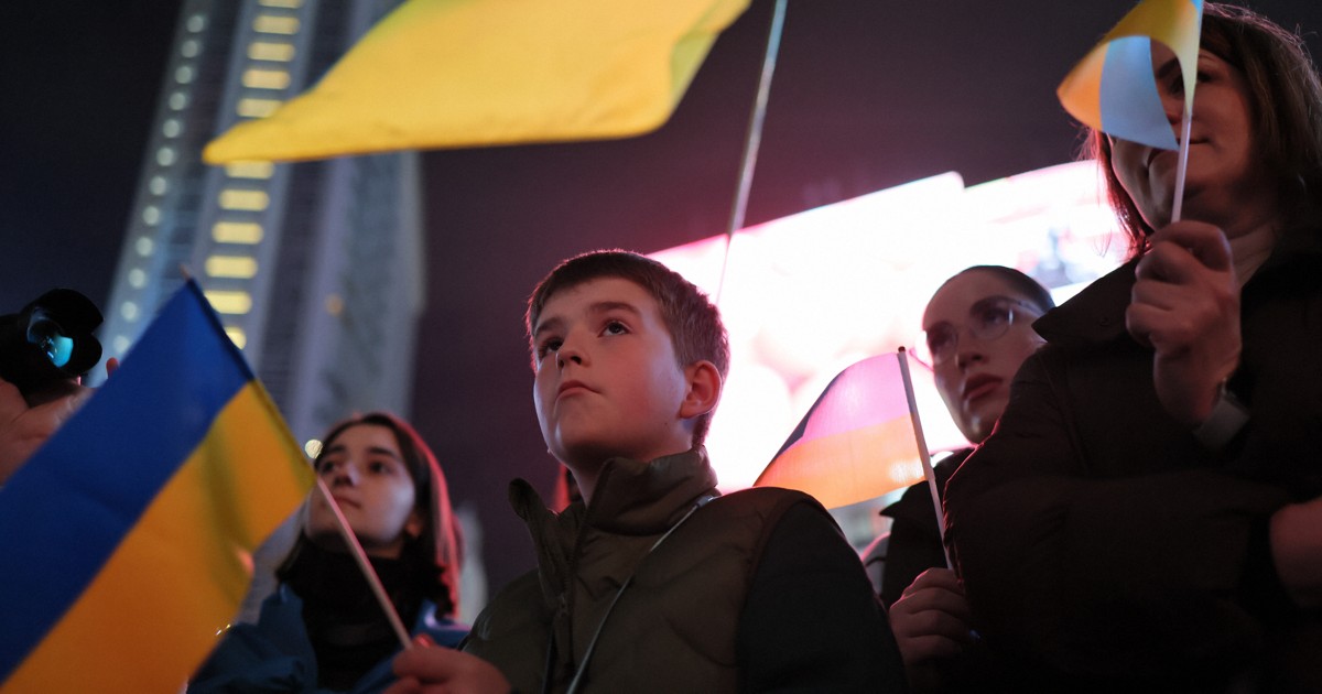 'I want to show my grandchild my hometown': Ukrainians rally in Tokyo 4 yrs after invasion