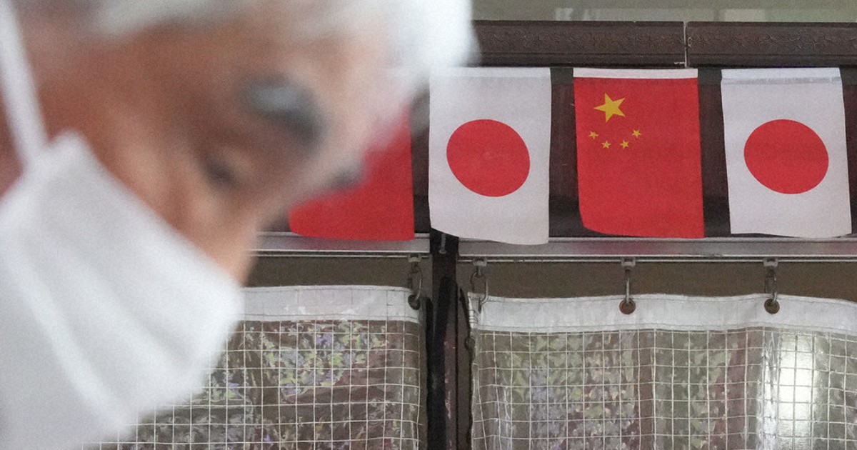 Japan's duty-free sales to Chinese visitors dive 30% in Jan. amid diplomatic row