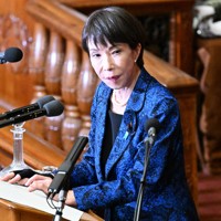 衆院本会議でチームみらい・高山聡史幹事長の代表質問に答弁する高市早苗首相＝国会内で2026年2月25日午後3時12分、平田明浩撮影