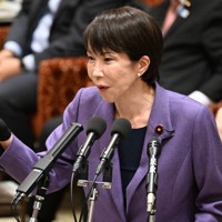 衆院予算委員会で中道改革連合・小川淳也代表の質問に答弁する高市早苗首相＝国会内で2026年2月27日午前11時21分、平田明浩撮影