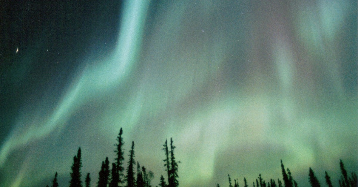 世界各地にオーロラ出現?　4000万年前の地球、南北反転に7万年