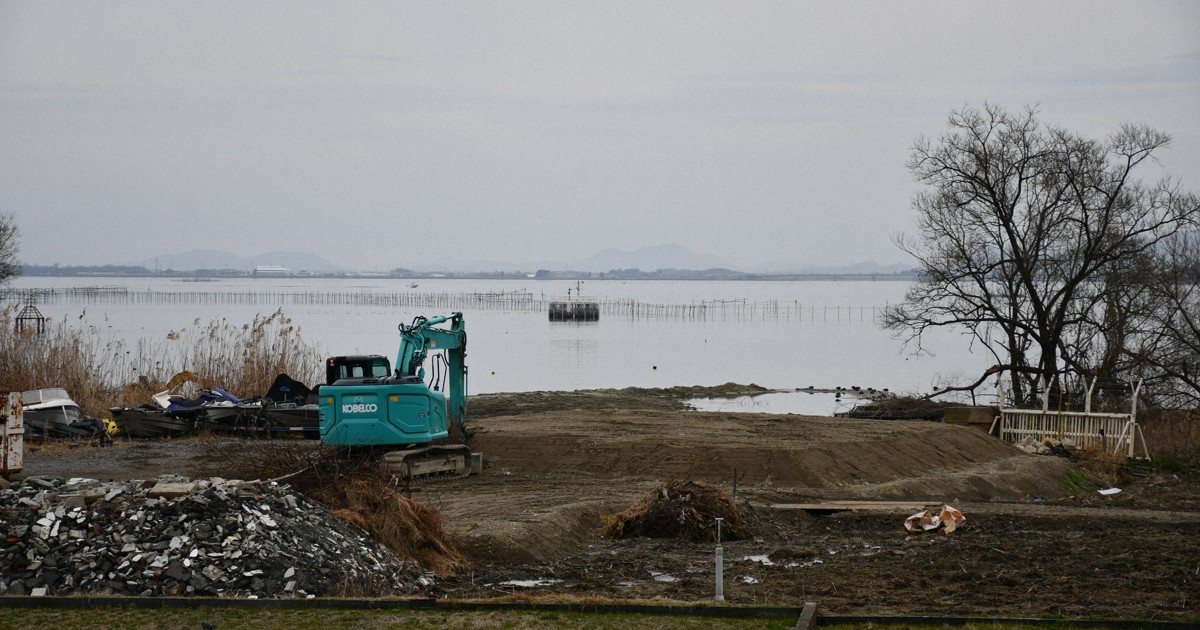 琵琶湖に無許可で長さ100mの盛り土造成か 滋賀県が法人など告発 [写真