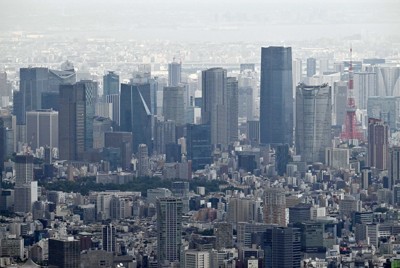 Skyscrapers in central Tokyo are seen in this file photo taken from a Mainichi Shimbun helicopter. (Mainichi/Yoshiyuki Hirakawa)