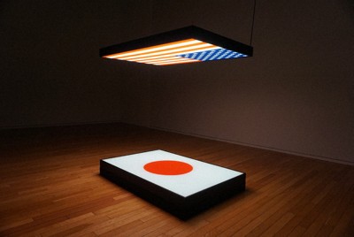 今展のために制作された新作「明日は明日の陽が昇る」（2025年）