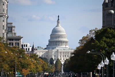 米連邦議会議事堂＝ワシントンで2025年10月27日午後2時4分、浅川大樹撮影