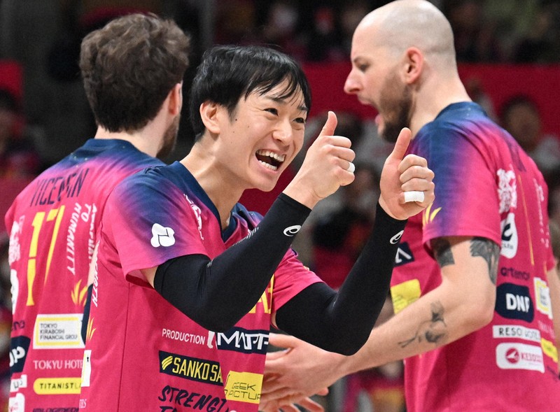 エースグレベア：柳田将洋「さらに魅力的に…」 東京GB・1万人