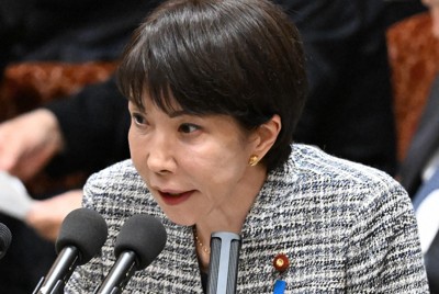 衆院予算委員会で中道改革連合・渡辺創氏の質問に答弁する高市早苗首相＝国会内で2026年3月3日午前11時33分、平田明浩撮影