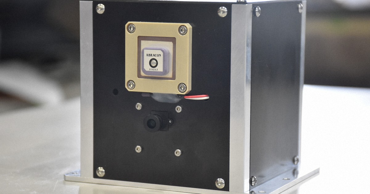 カイロス3号機飛行中断　超小型機器開発の関係者「次につなげて」