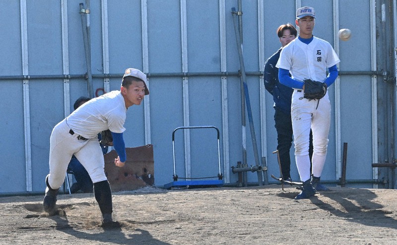 春に輝け'26センバツ：花咲徳栄 チーム紹介／中 投手陣、主戦が